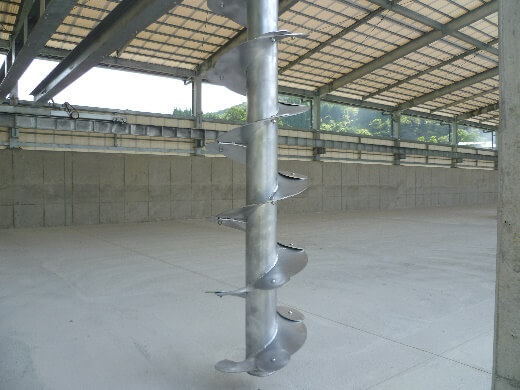 スクリュー撹拌発酵機